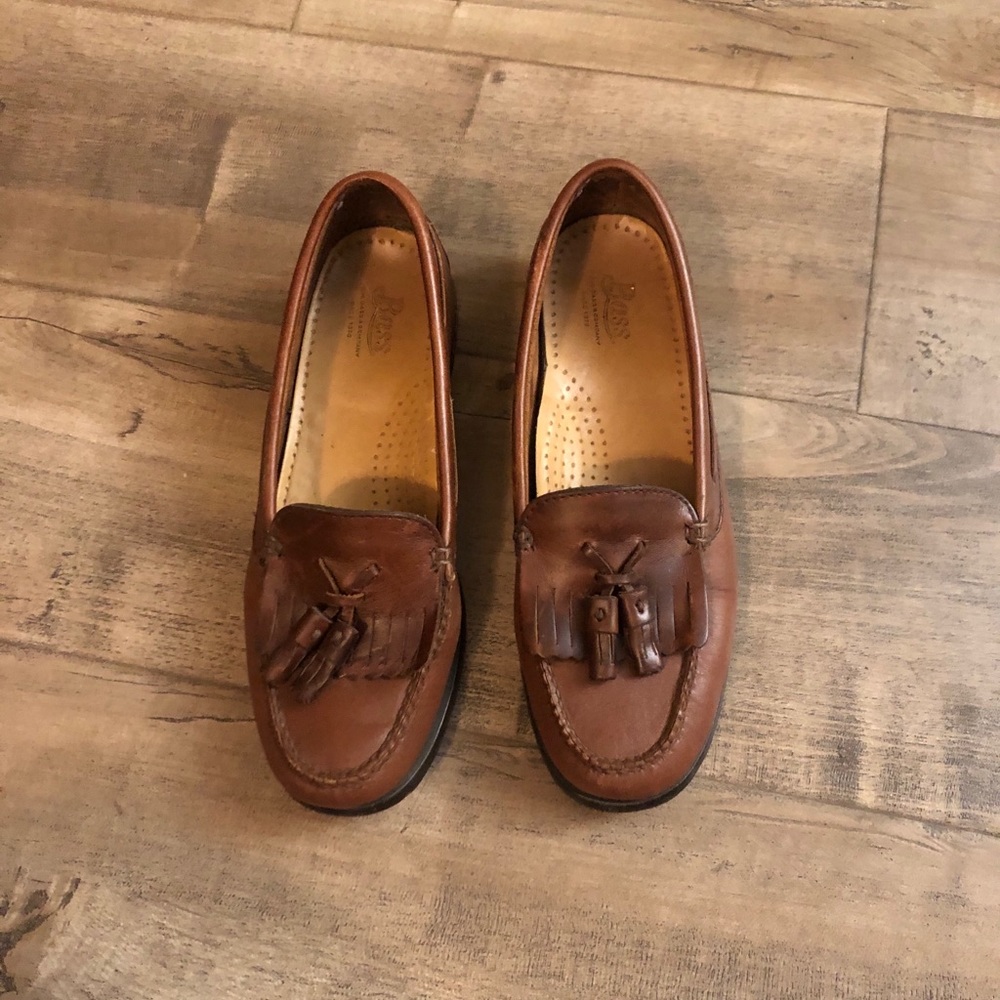 Woman’s loafers size 7